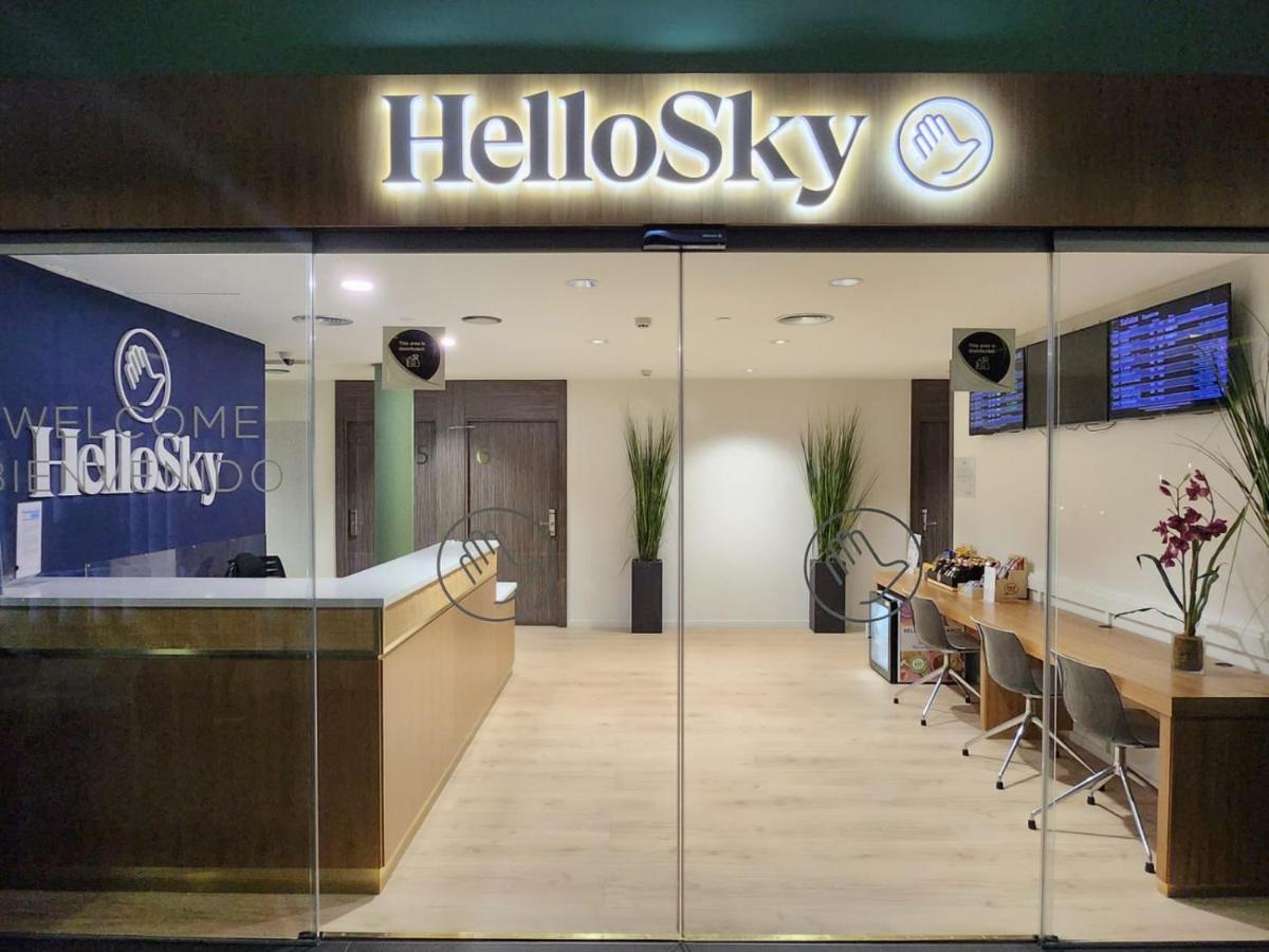 Hellosky Air Rooms Madrid Exteriör bild